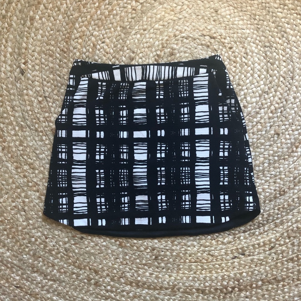 Mini Black and White Pencil Skirt